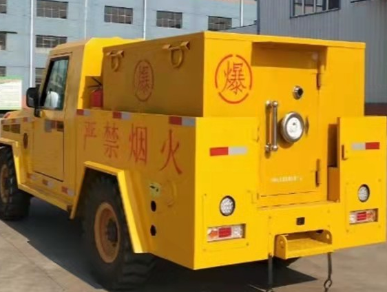 阳新凯龙爆破器材运输车：保障爆破任务的安全运行